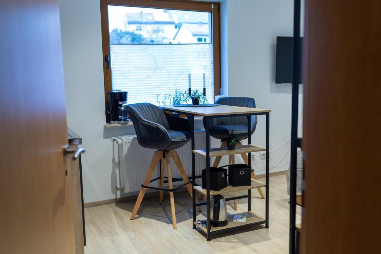 Haus Martina Im Herzen Der Rhoen - 3 Einzelbuchbare Moderne Fuer 2-8 Personen, Terrasse, Balkon, Garten, Und E-bike Keller, Lounge, Freies Wlan, Familienfreundlich Apartment